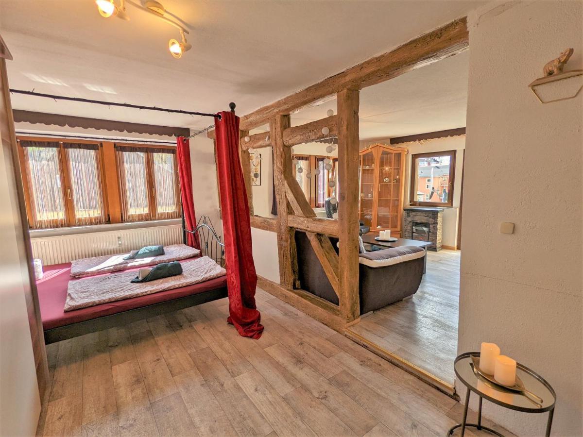 Urlaubstraum Mit Pool, Terrasse & Fluss Im Garten - Ut Apartment Sebnitz Ngoại thất bức ảnh